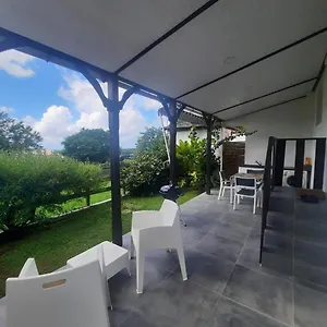 Appartement 5 Min Plage T2 Idéal Pour Retraités/jeune Couple, Sainte-Luce